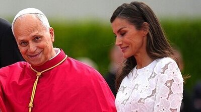 La llegada del papa León XIV a España lidera la mañana, pero pierde fuerza por la tarde