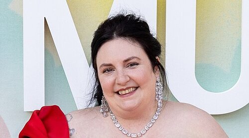 El brindis NSFW de Lena Dunham ante los jugadores de la NFL en la boda de Taylor Swift