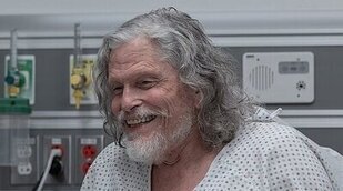 Los dos actores de 'The Pitt' que pagaron de su bolsillo ir a los Emmy sin apoyo de HBO