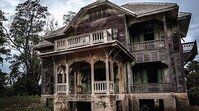 Divinity estrena 'Reformas zombies', el programa que rescata casas abandonadas para venderlas