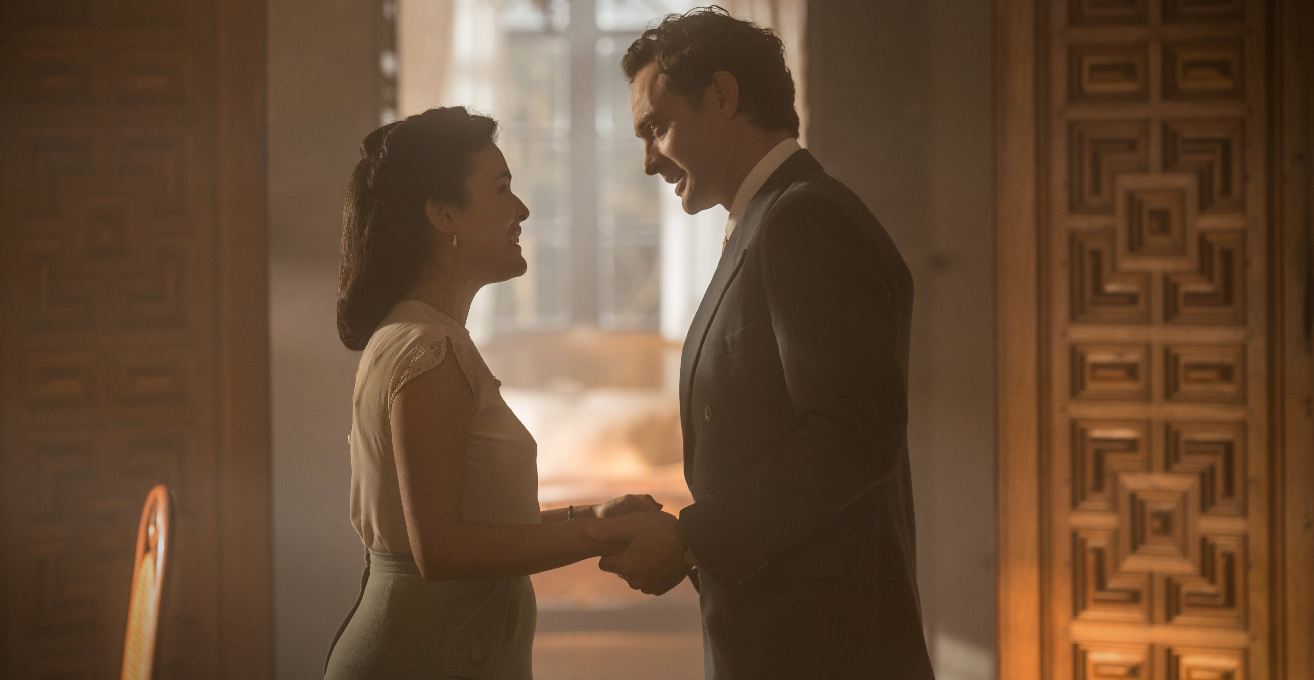 Adriana Ugarte y Peter Vives se reencuentran en 'Sira'