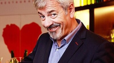 Telecinco añade 'First Dates' al viernes y retrasa el comienzo de '¡De Viernes!'