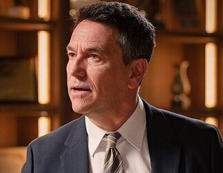 Gabriel amenaza a Begoña por su traición en 'Sueños de libertad'
