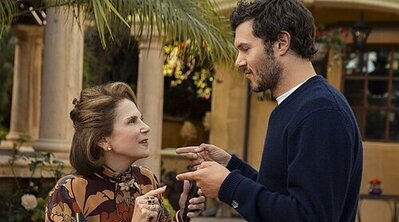 Feldshuh, contra Adam Brody por su defensa de Palestina: "Es algo del manual de Hitler"