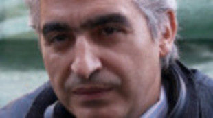 Manuel Estudillo: "Tanto guionistas como actores siguen con el mismo espíritu de 'Farmacia de Guardia'"