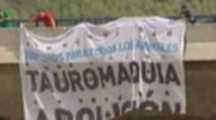 Agreden a un equipo de 'Informativos Telecinco' en los encierros de Sacedón