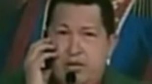 Hugo Chávez monta el show y amenaza en televisión con expropiar un banco