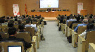 Los fabricantes piden al gobierno que apueste por el modelo alemán de TV híbrido