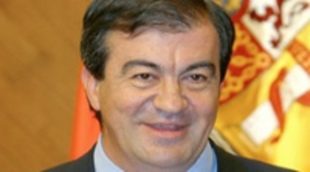 Francisco Álvarez Cascos intentó eludir las costas de su jucio perdido contra Telecino