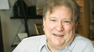 El ganador de 2 Emmy Fernando Rivas detenido por varios cargos de pornografía infantil