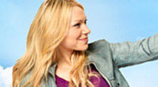 Correcto estreno para 'Are You There, Chelsea?' en NBC