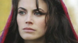 Meghan Ory, Caperucita Roja, será regular en la segunda temporada de 'Once Upon a Time'
