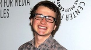 Angus T. Jones pide disculpas tras sus polémicas declaraciones contra 'Dos hombres y medio'