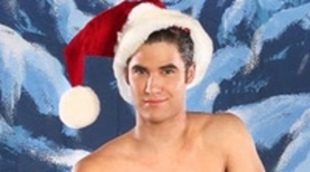 Darren Criss semidesnudo felicita la navidad a todos los fans de 'Glee'