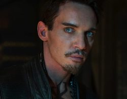 NBC le retuvo parte del salario a Jonathan Rhys Meyers hasta que terminó el rodaje de 'Drácula'