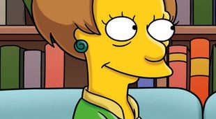 'Los Simpson' homenajea de nuevo a Edna Krabappel convirtiéndola en un ángel en la cabecera navideña
