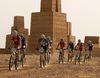 Mediaset España participa en la prueba ciclista "Titan Desert" con el equipo de "12 Meses"