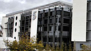 Mediaset informa que, por el momento, "no existe un acuerdo íntegro y definitivo" para la venta de Canal+ a Telefónica