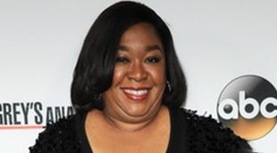 Shonda Rhimes arremete contra un espectador por sus quejas sobre las "escenas gays" en 'Scandal' y 'How To Get Away With Murder"