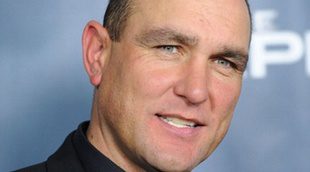 El exfutbolista Vinnie Jones, nuevo fichaje de 'Arrow'