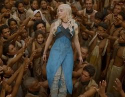 Emilia Clarke desata pasiones entre los extras del rodaje de 'Juego de tronos' en Osuna