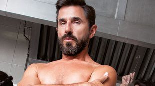 Santi Millán se desnuda para la revista Primera Línea
