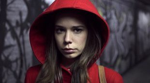 'Caperucita Roja': Un thriller que combina la inocencia de la adolescencia, los peligros del cibersexo y un lobo sin piedad