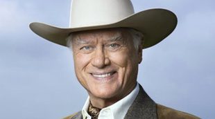 Reclaman 42.500 dólares a Larry Hagman ('Dallas') por morirse antes de cumplir un contrato