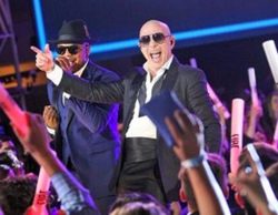 Pitbull pincha en Fox con su especial de Nochevieja 'New Year's Revolution'