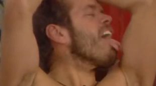 Perez Hilton se desnuda en el 'GH VIP' británico al conocer que no es expulsado por la audiencia