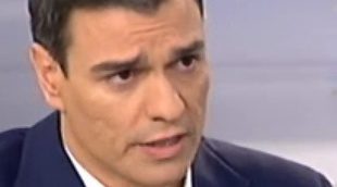 Pedro Sánchez se hace eco de la entrevista de Jordi Évole a Esperanza Aguirre con Pedro Piqueras en Telecinco