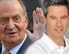 Juan Carlos I "aparta" el micrófono a Nico Abad durante la retransmisión de la Moto GP