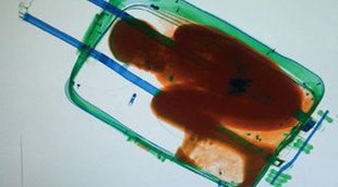 Telecinco producirá "El niño de la maleta", una miniserie inspirada en la historia de Abou