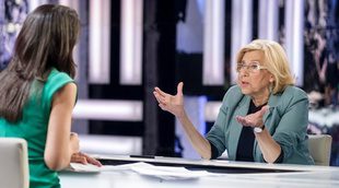 Ana Pastor somete a Manuela Carmena a una entrevista "fuera de tiempo"