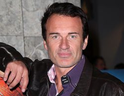 Julian McMahon ('Embrujadas') tendrá un papel recurrente en 'Hunters', el nuevo drama de Syfy