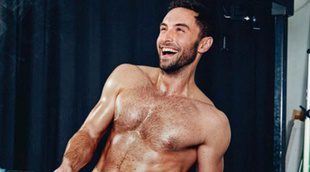 Mans Zelmerlöw, ganador de Eurovisión 2015, se desnuda con fines benéficos