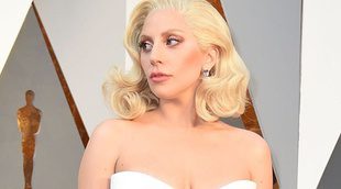 La familia de Lady Gaga descubrió, tras su actuación en los Oscars, que había sido violada