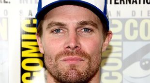 Stephen Amell publica la primera imagen del esperado crossover de 'Arrow', 'The Flash', 'Supergirl' y 'Legends of Tomorrow'