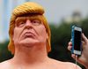 Aparece una estatua de Donald Trump desnudo en pleno centro de Manhattan