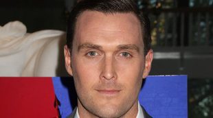 Owain Yeoman ('El mentalista') participará en el episodio especial número 100 de 'Elementary'