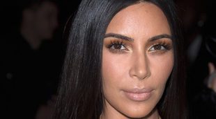Kim Kardashian es atracada a punto de pistola en un hotel de París: "Está conmocionada"