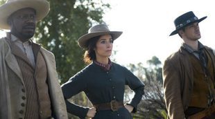 Alarmantes datos para 'Supergirl', 'Gotham' y 'Timeless' en una noche de Halloween que dominó 'The Voice'