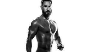 Mark-Paul Gosselaar ('Salvados por la campana') posa totalmente desnudo para la ficción 'Pitch'