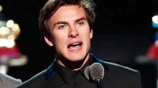 Andrés Ceballos (Dvicio) pide disculpas por su error con Juan Gabriel en los Grammy Latinos