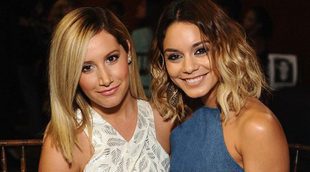 Ashley Tisdale y Vanessa Hudgens ('High School Musical') se reencuentran para cantar en un emotivo dueto