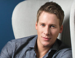 Dustin Lance Black ('When we rise'): "La mayor parte de la historia LGTB se ha cubierto de vergüenza"