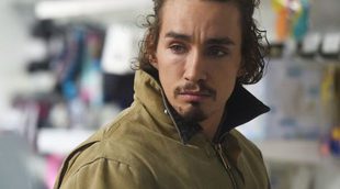 Robert Sheehan ('Misfits'), al desnudo en 'Fortitude'