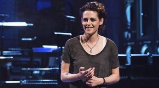 Kristen Stewart suelta un "fucking" durante su monólogo en 'Saturday Night Live'