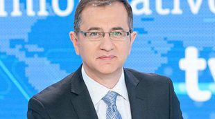 Critican al informativo de TVE por la cobertura del Congreso del PP: "Se le ve la sonrisa azul del PP"