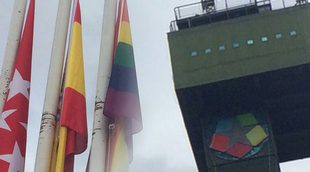 Telemadrid iza una bandera en defensa del orgullo LGBTIpara mostrar su nuevo rumbo
